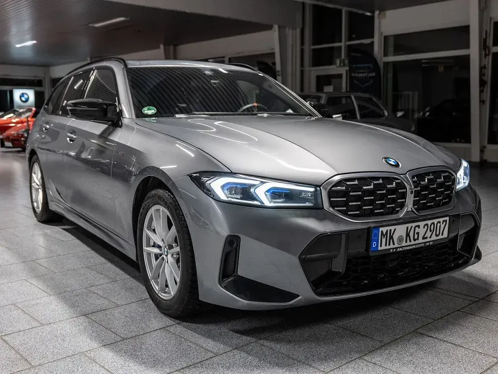Käytetty BMW 340 Performance 340 HP (250 kW) 2024 Harmaa Farmari