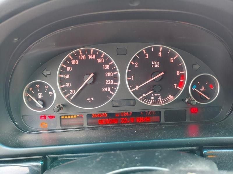 Second-hand BMW 528 193 CP (141 kW) 2000 Argintiu Berlinǎ