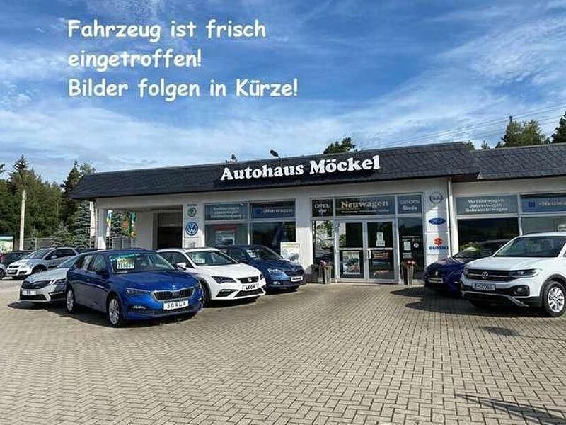 Raceblau metallic Gebraucht 2015 Skoda Fabia Ambition Limousine | 8.900 € (Fairer Preis) - Bild 1/1