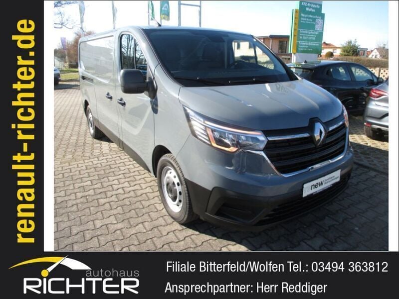 Grau Gebraucht 2023 Renault Trafic Komfort Van | 28.995 € (Superpreis) - Bild 1/4