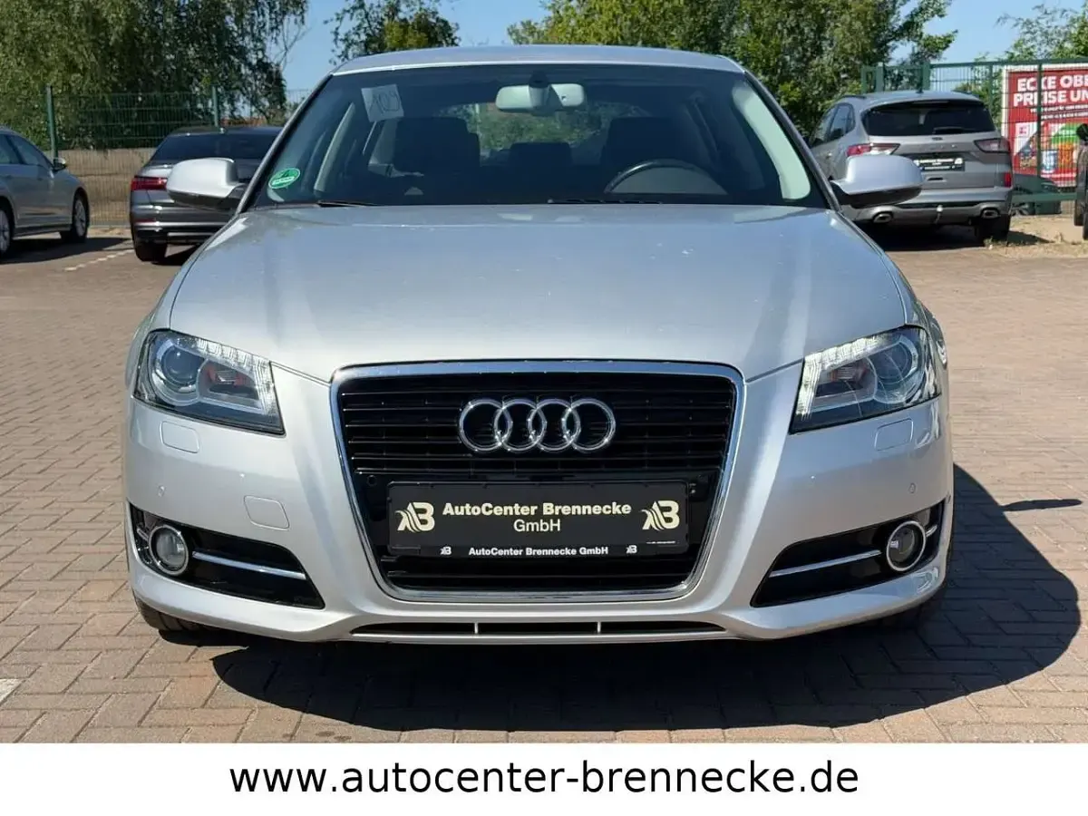 Gebraucht Audi A3 Ambiente 125 PS (91 kW) 2012 Silber Kleinwagen