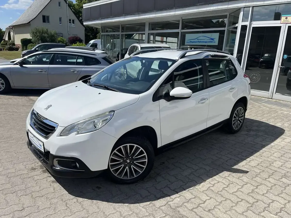 Gebraucht Peugeot 2008 Active 82 PS (60 kW) 2014 Lack weiss banquise SUV