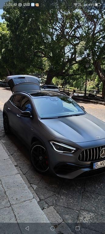 Grau Gebraucht 2020 Mercedes GLA45 AMG AMG SUV | 50.700 € (Fairer Preis) - Bild 1/4