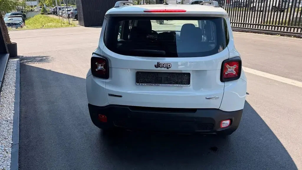 Gebraucht Jeep Renegade 120 PS (88 kW) 2015 Weiß SUV