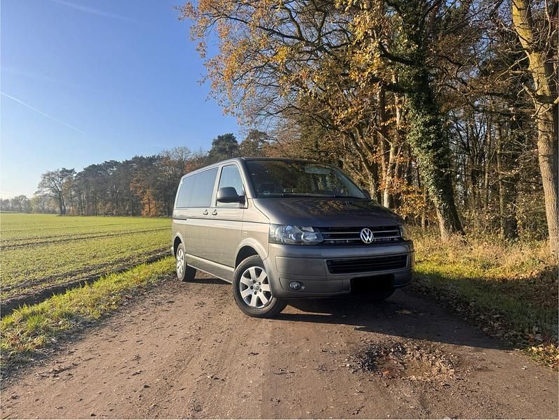 Grau Gebraucht 2014 VW T5 Van | 19.000 € (Teuer) - Bild 1/4