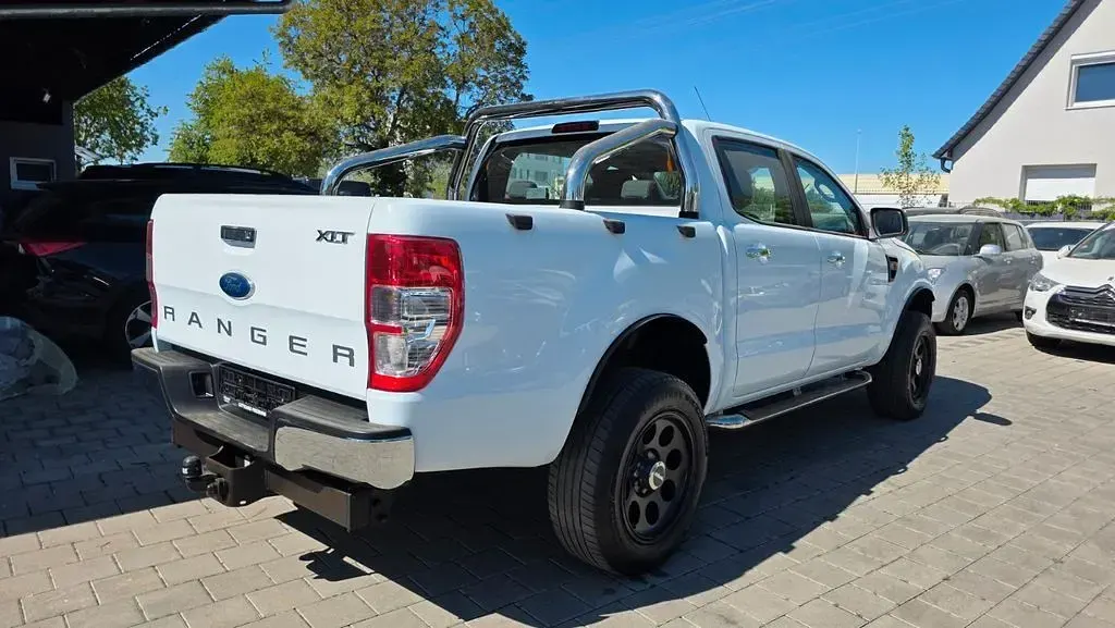 Gebraucht Ford Ranger XLT 150 PS (110 kW) 2012 Weiß Pickup