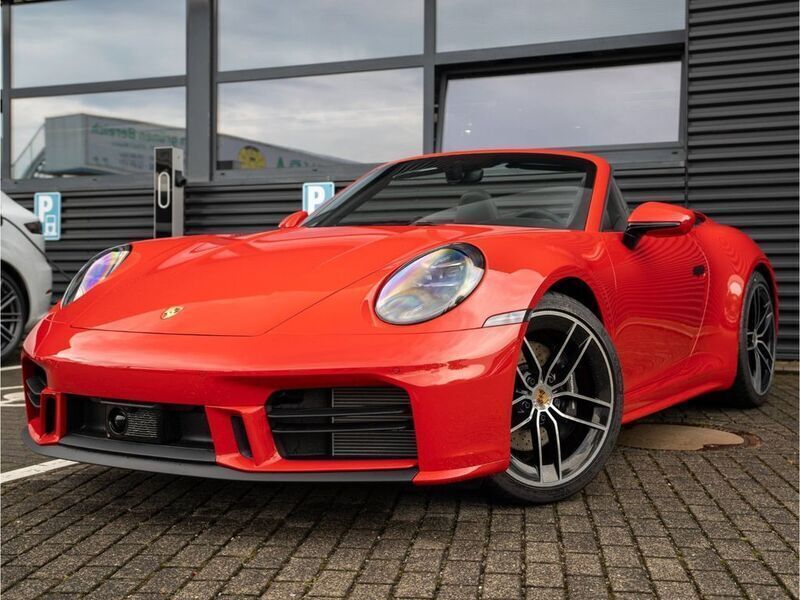 Rot Gebraucht 2025 Porsche 911 Carrera Cabriolet Cabrio | 154.900 € - Bild 1/4