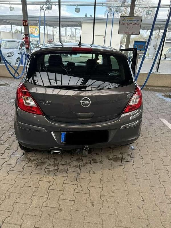 Gebraucht Opel Corsa Energy 101 PS (74 kW) 2014 Grau Kleinwagen