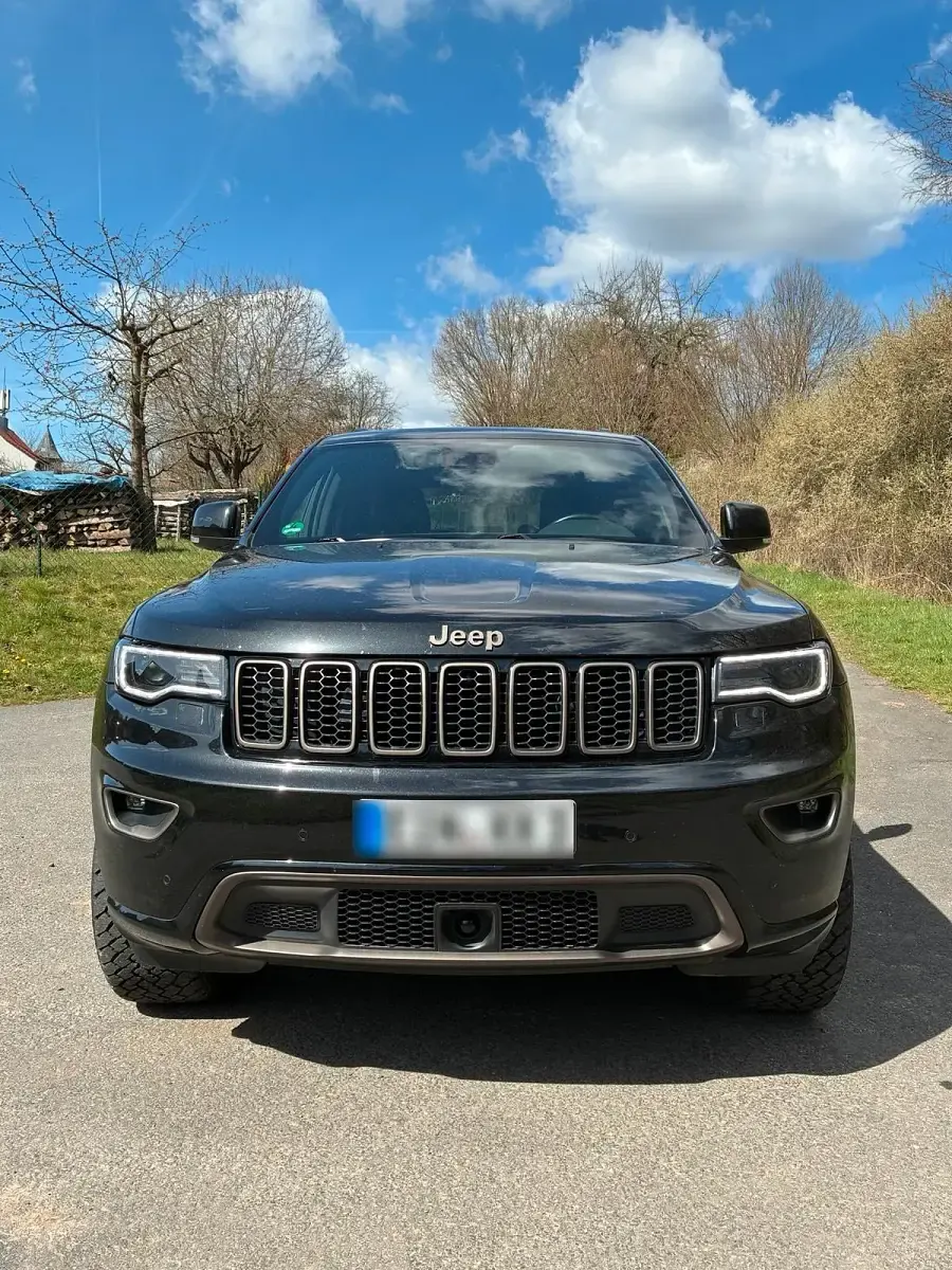 Gebraucht Jeep Grand Cherokee 250 PS (183 kW) 2016 Schwarz SUV
