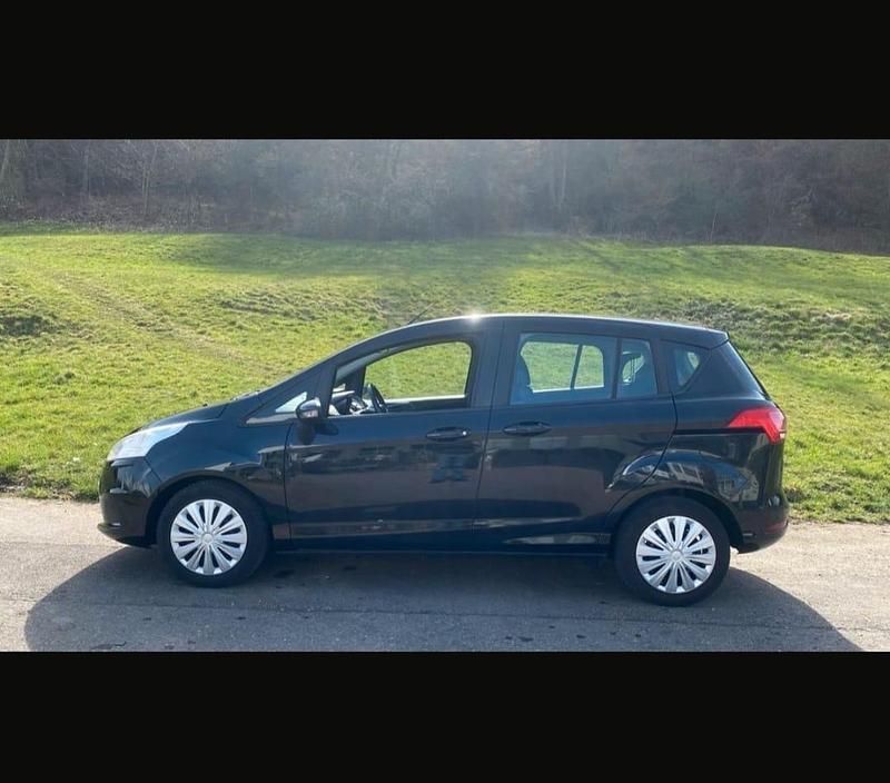 Second-hand Ford B-MAX 120 CP (88 kW) 2013 Negru Monovolum