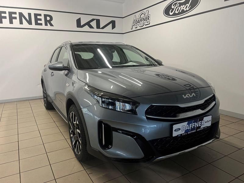 Neu Kia XCeed Vision 101 PS (74 kW) 2025 (css) lunar silver m SUV