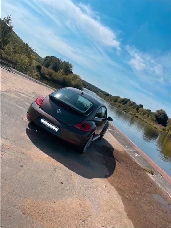 Gebraucht VW Beetle Design 160 PS (117 kW) 2012 Braun Kleinwagen