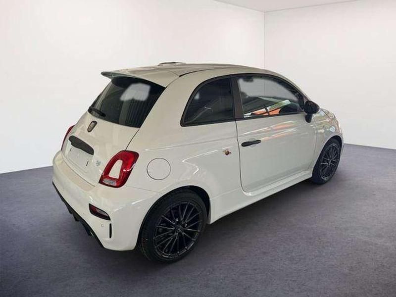 Gebraucht Abarth 595 165 PS (121 kW) 2024 Weiss Kleinwagen