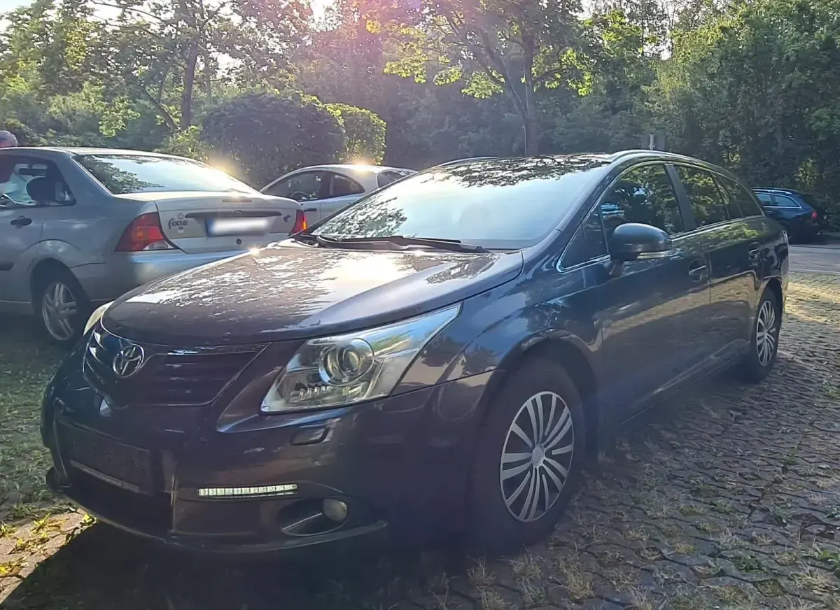 Gebraucht Toyota Avensis 152 PS (111 kW) 2009 Grau Kombi