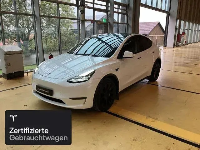 Occasion Tesla Model Y Long Range AWD 258 kW (351 ch) 2023 Blanc SUV