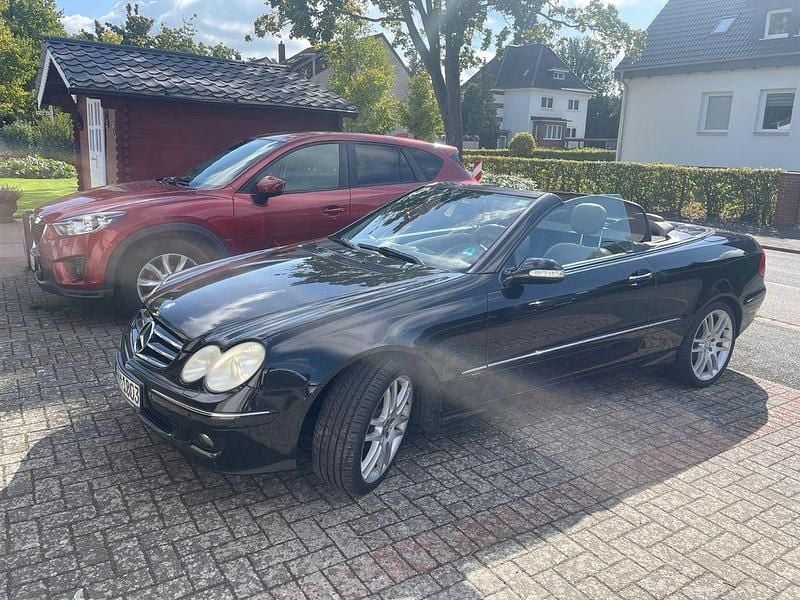 Gebraucht Mercedes CLK320 Avantgarde 224 PS (164 kW) 2006 Schwarz Cabrio