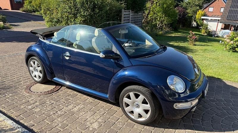Gebraucht VW New Beetle Cabriolet 101 PS (74 kW) 2004 Blau Cabrio