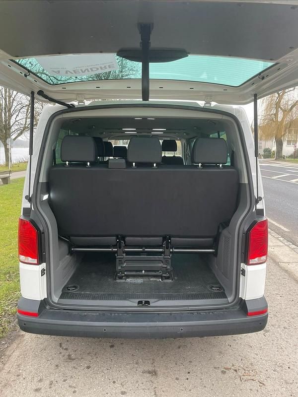 Gebraucht VW Transporter 150 PS (110 kW) 2019 Weiß Van