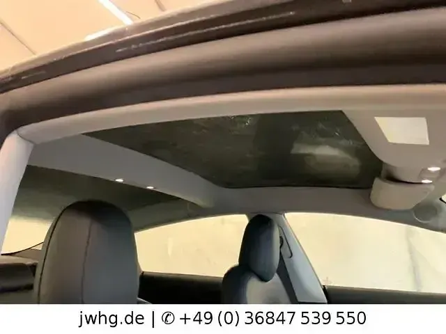 Käytetty Tesla Model 3 324 kW (441 HP) 2022 Valkoinen Sedan