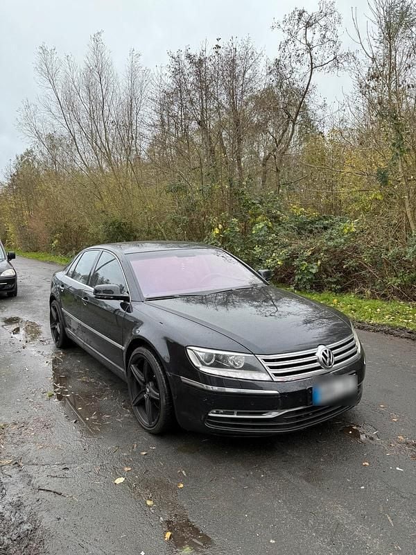 Gebraucht VW Phaeton 239 PS (175 kW) 2011 Limousine