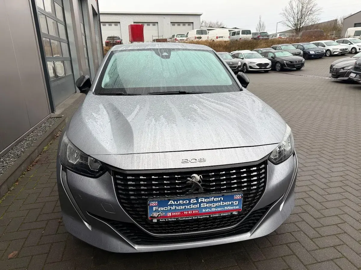 Gebraucht Peugeot 208 Allure 101 PS (74 kW) 2023 Grau Kleinwagen