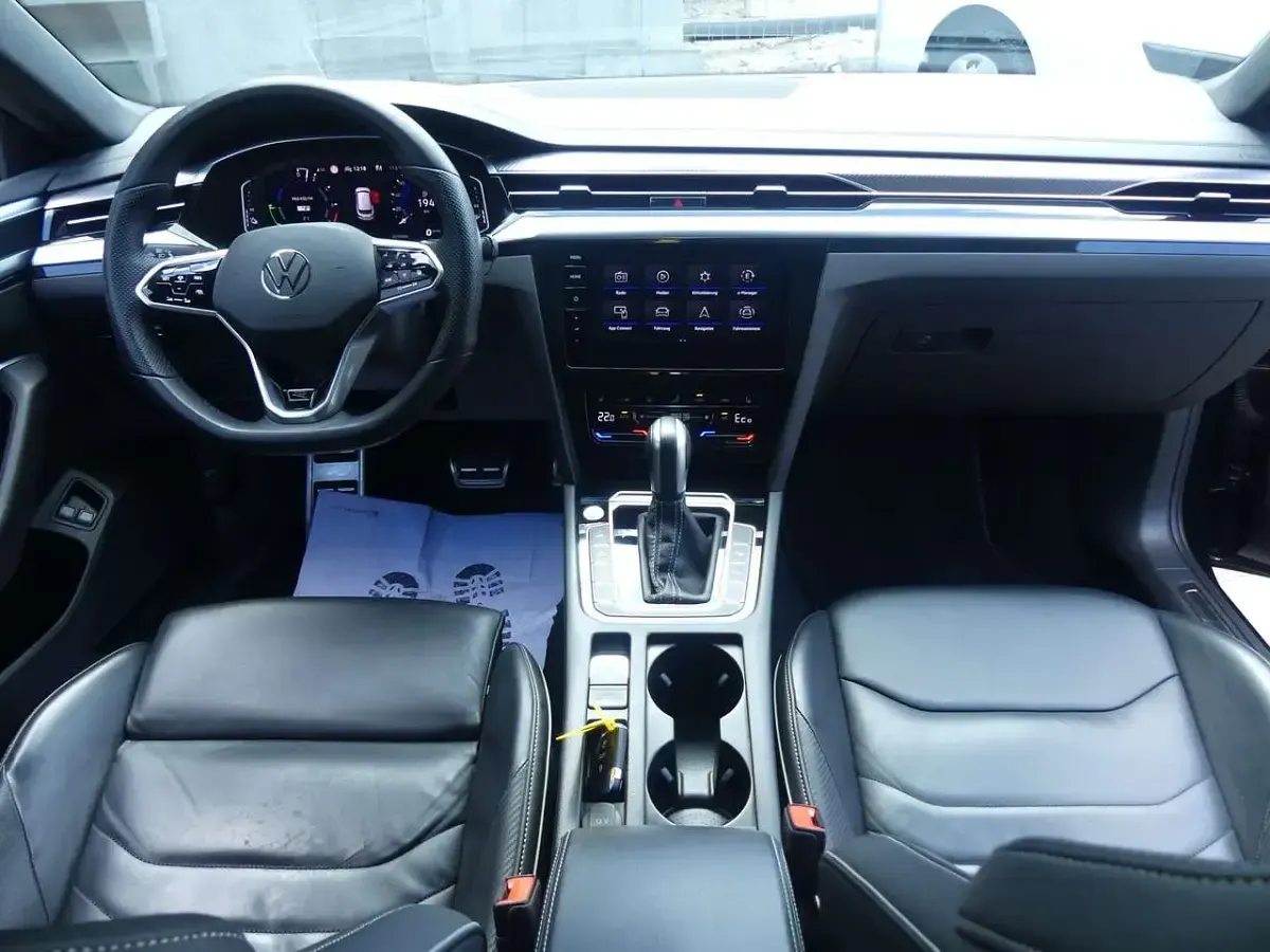 Gebraucht VW Arteon R-line 218 PS (160 kW) 2023 Deep black perleffekt Kombi