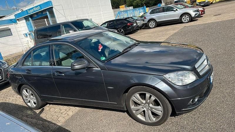 Grau Gebraucht 2008 Mercedes C180 Avantgarde Limousine | 8.500 € (Guter Preis) - Bild 1/4