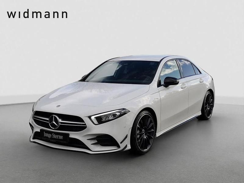 Unilack polarweiss Gebraucht 2020 Mercedes A35 AMG AMG Limousine | 35.850 € - Bild 1/4