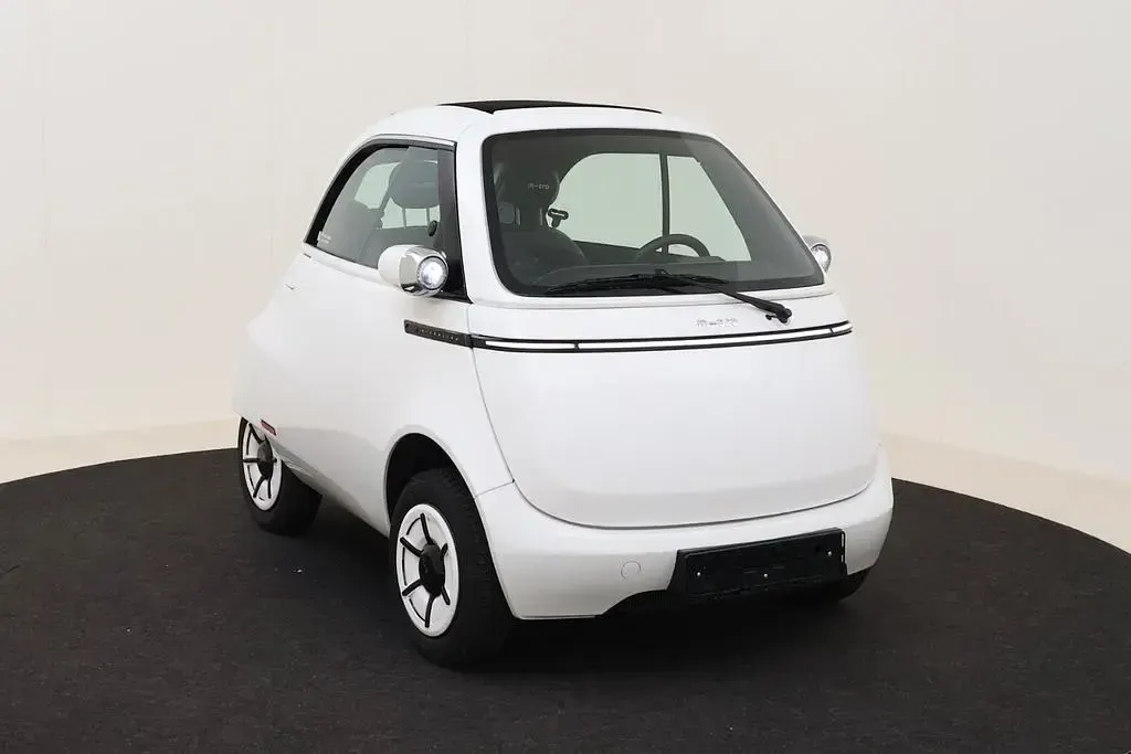 Gebraucht Micro Microlino 13 kW (18 PS) 2024 Weiß Kleinwagen