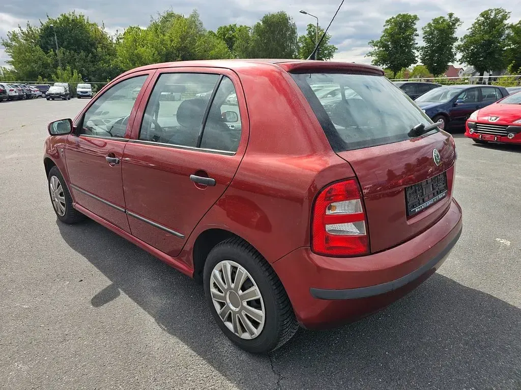Second-hand Skoda Fabia Classic 75 CP (55 kW) 2001 Roșu Berlinǎ