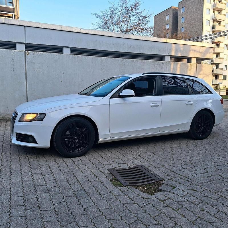 Gebraucht Audi A4 Ambition 160 PS (117 kW) 2011 Weiß Kombi