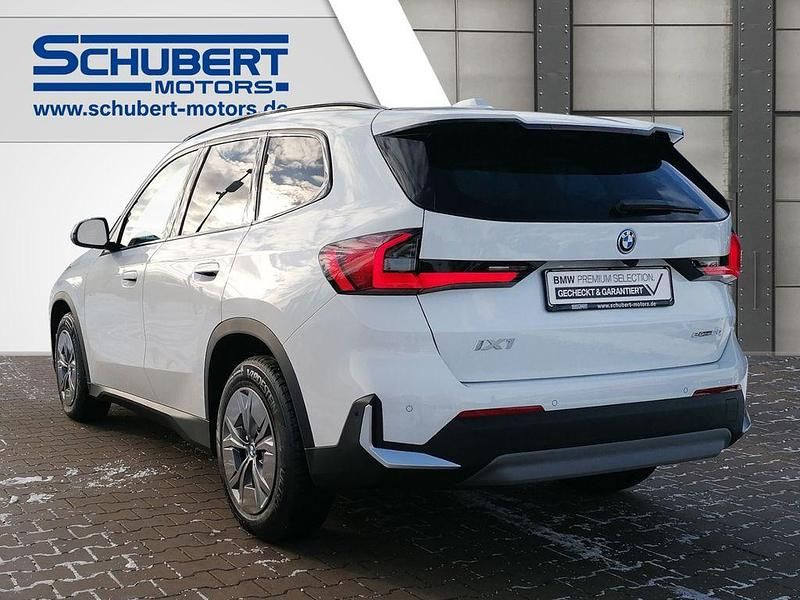 Gebraucht BMW iX1 Shadowline 150 kW (204 PS) 2025 Alpinweiss iii SUV