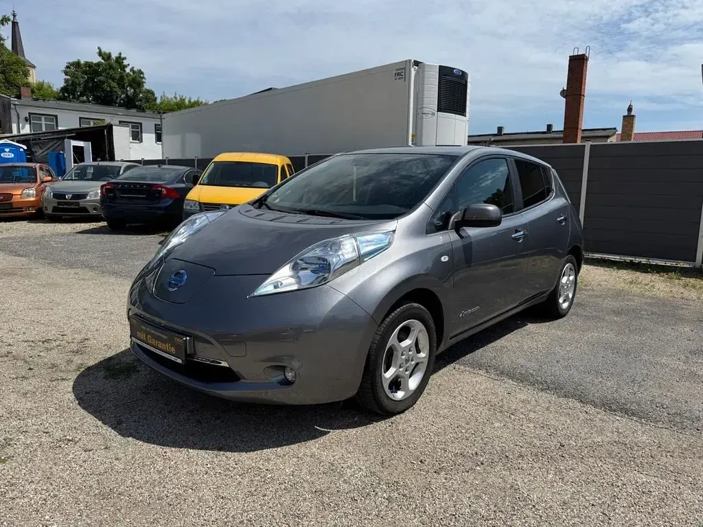 Gebraucht Nissan Leaf Acenta 80 kW (109 PS) 2013 Grau Kleinwagen