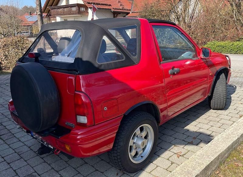 Gebraucht Suzuki Grand Vitara 128 PS (94 kW) 2000 Rot Cabrio