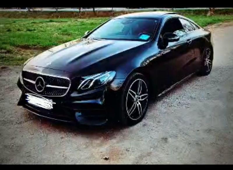 Schwarz Gebraucht 2018 Mercedes E200 AMG Coupé | 28.000 € (Fairer Preis) - Bild 1/4