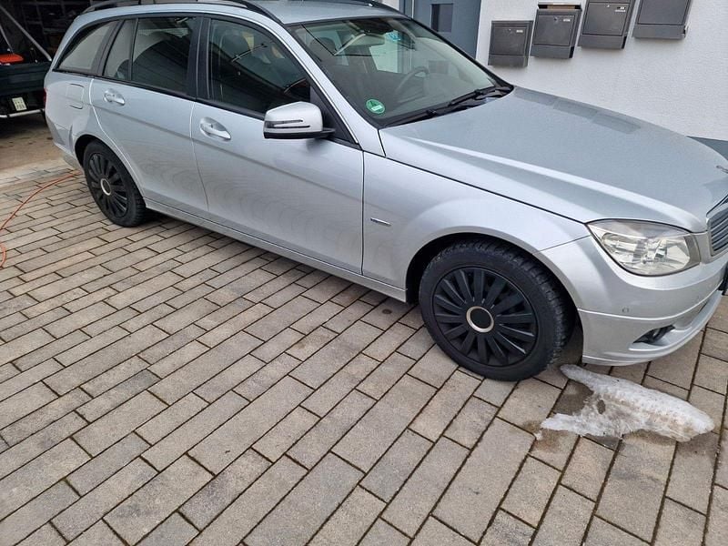 Gebraucht 2011 Mercedes C220 Avantgarde Kombi | 6.499 € (Guter Preis) - Bild 1/4