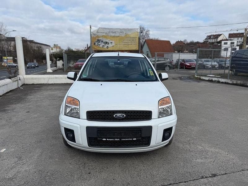 Gebraucht Ford Fusion Trend 101 PS (74 kW) 2012 Weiß Kleinwagen