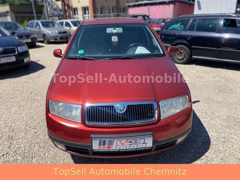 Rot Gebraucht 2002 Skoda Fabia Comfort Kombi | 490 € (Superpreis) - Bild 1/4