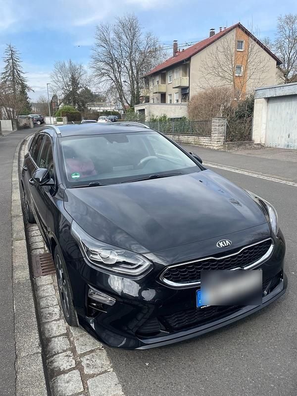 Schwarz Gebraucht 2019 Kia Ceed Comfort Kombi | 12.300 € (Fairer Preis) - Bild 1/4