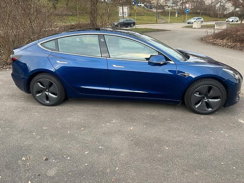 Gebraucht Tesla Model 3 324 kW (441 PS) 2020 Blau Limousine