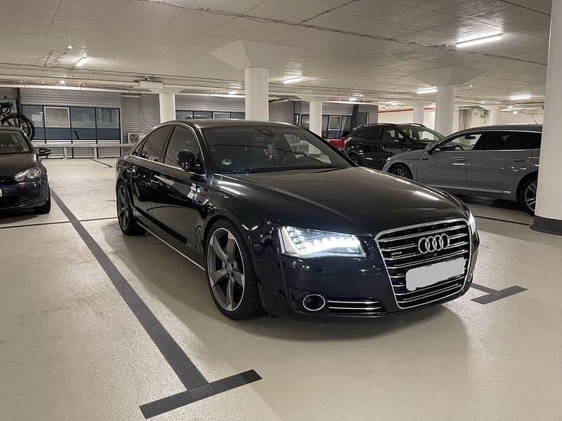 Schwarz Gebraucht 2012 Audi A8 Ambiente Limousine | 19.500 € (Fairer Preis) - Bild 1/4