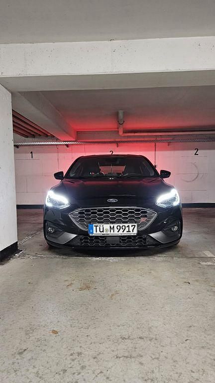 Gebraucht Ford Focus ST 280 PS (205 kW) 2019 Schwarz Limousine