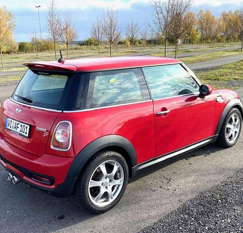 Gebraucht Mini Cooper SD 145 PS (106 kW) 2012 Rot Kleinwagen