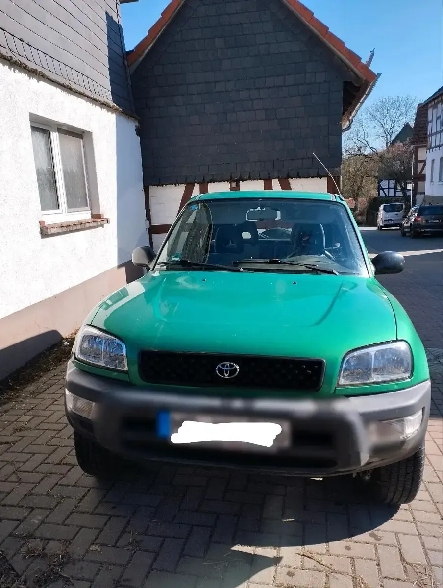 Gebraucht Toyota RAV4 128 PS (94 kW) 1999 Grün SUV