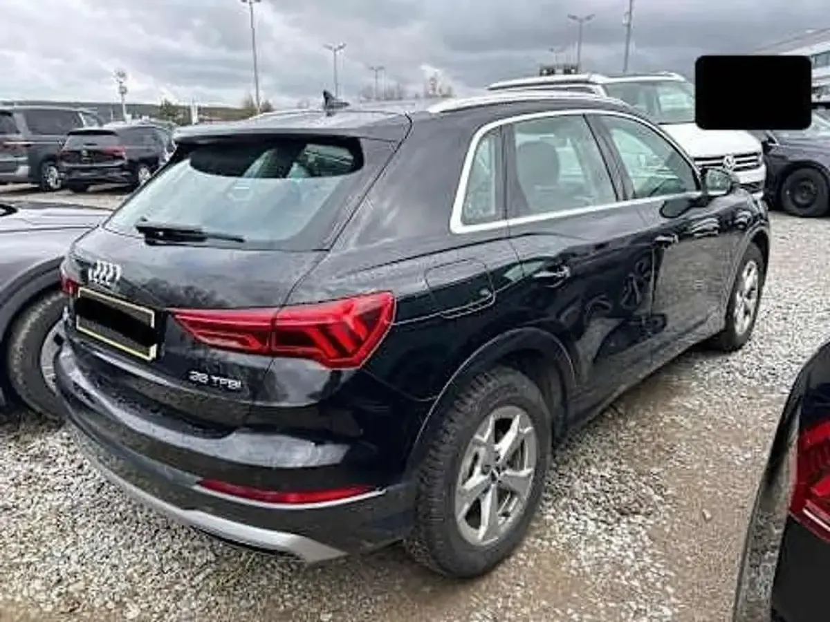 Gebraucht Audi Q3 Advanced Plus 150 PS (110 kW) 2020 Mythosschwarz metallic SUV