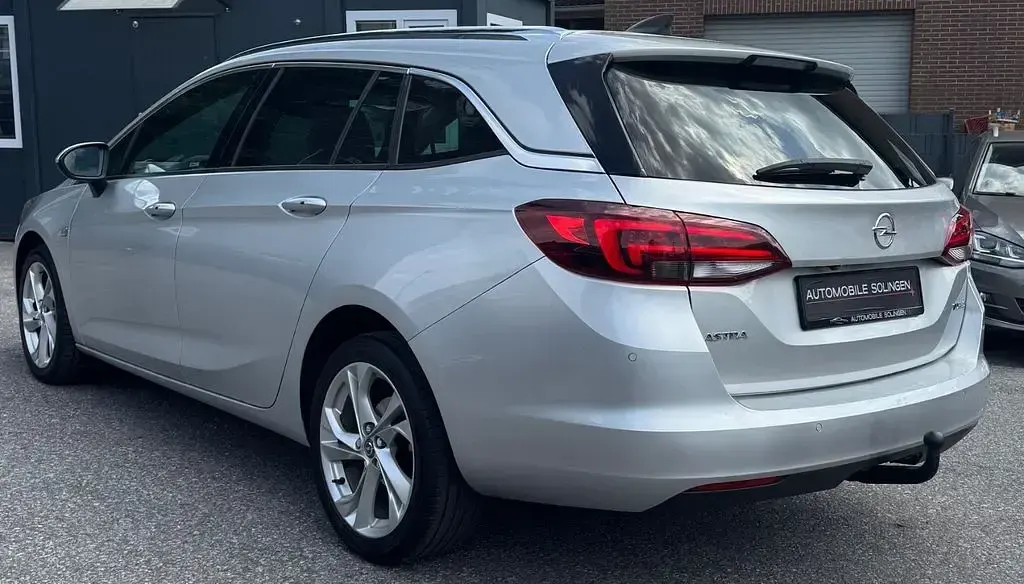 Gebraucht Opel Astra Innovation 150 PS (110 kW) 2016 Silber Kombi