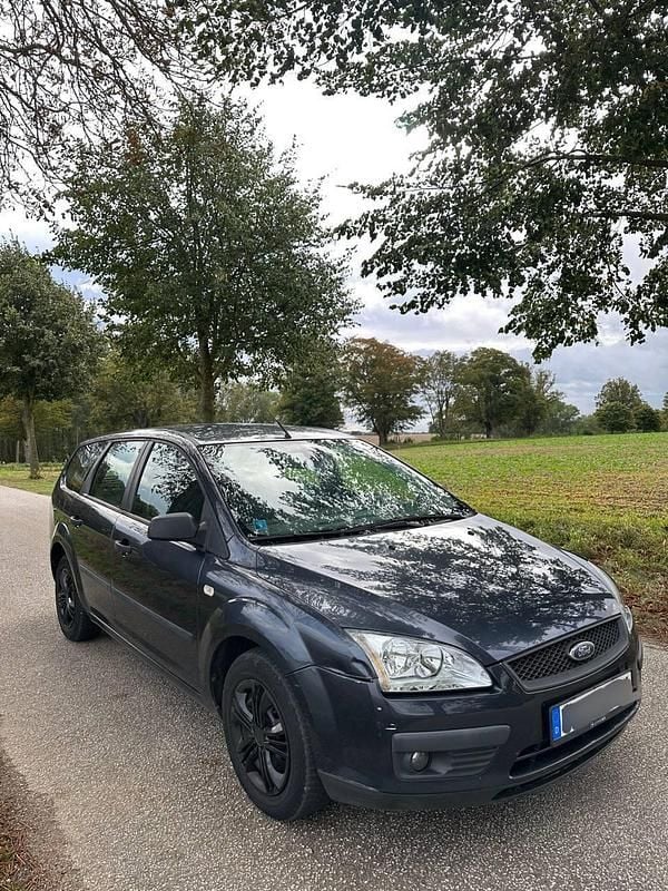 Schwarz Gebraucht 2005 Ford Focus Cabriolet Cabrio | 799 € (Guter Preis) - Bild 1/4