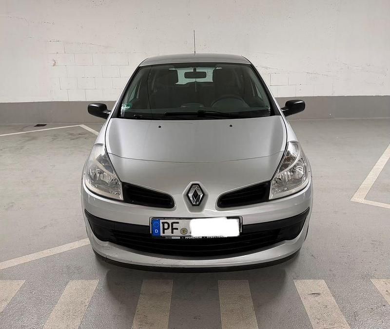 Gebraucht Renault Clio II 75 PS (55 kW) 2006 Grau Kleinwagen