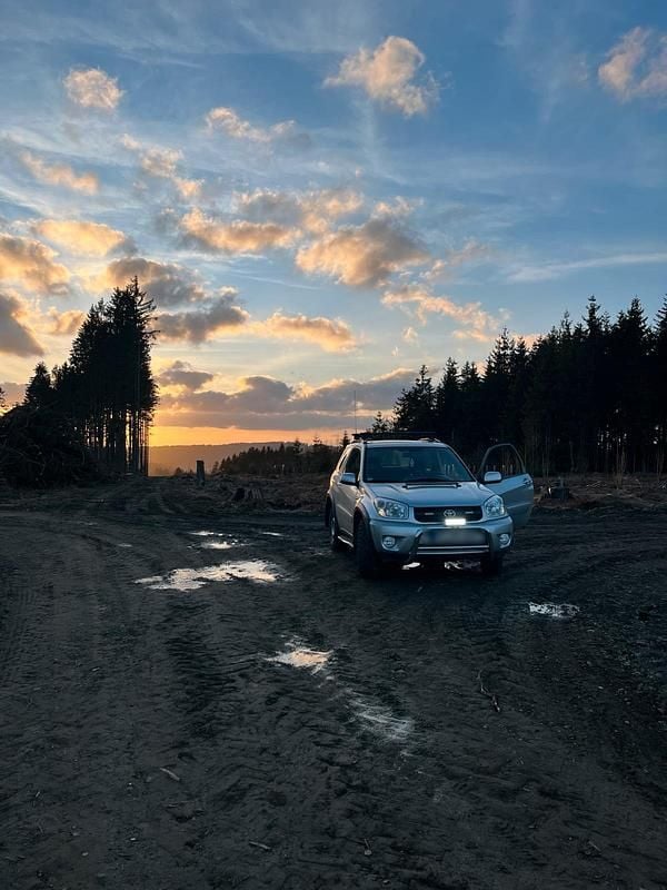 Gebraucht Toyota RAV4 150 PS (110 kW) 2004 Silber SUV