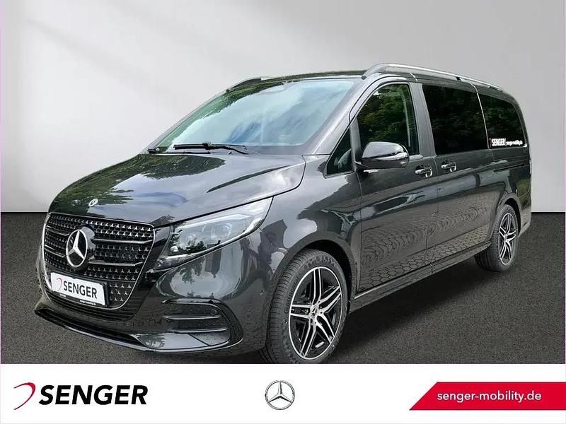 Grau Gebraucht 2025 Mercedes V300 Style Van / Kleinbus | 87.450 € (Superpreis) - Bild 1/1